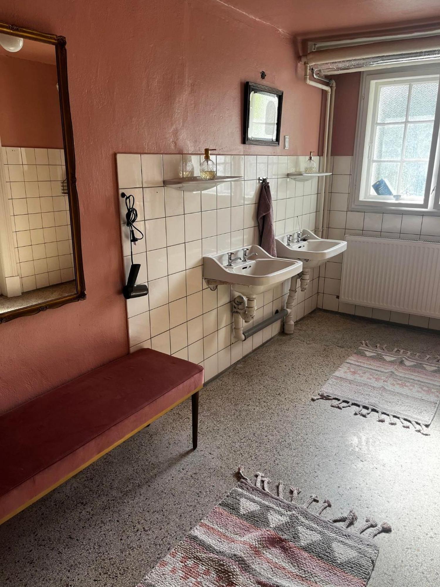 Rosenlund Gods - Kaelder B&B Sakskøbing 외부 사진